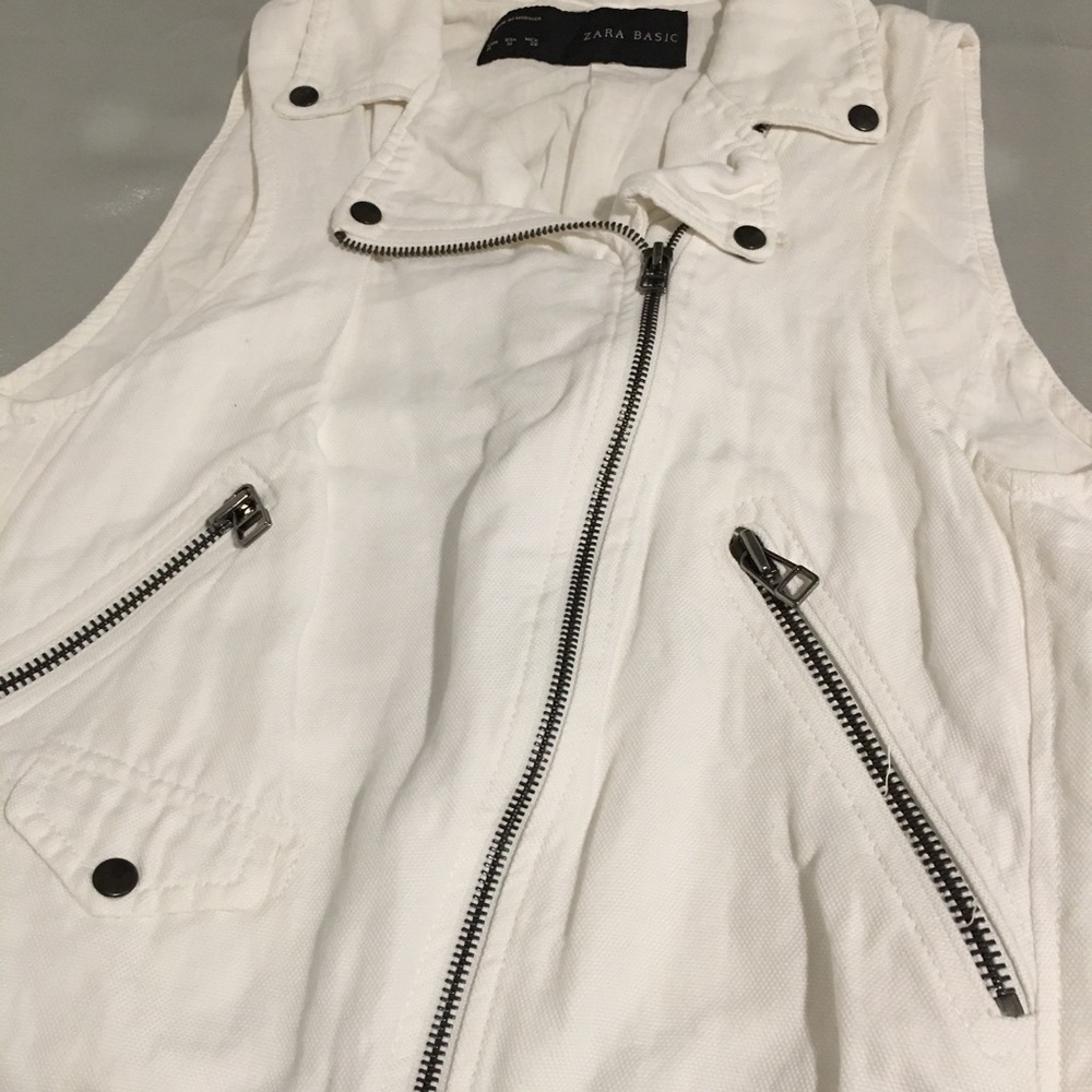 Women’s Zara Basic Top - Picture 2 of 4
